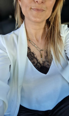 Imagen de MUSCULOSA LENCERA MAGNOLIA