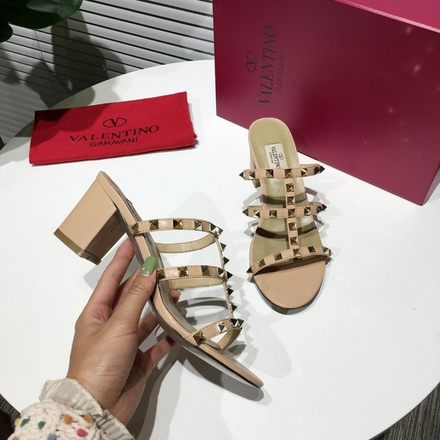 valentino bolsa harga