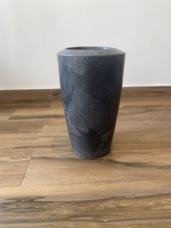 Vaso de polietileno 46x25,5cm - GRAFITE - comprar online