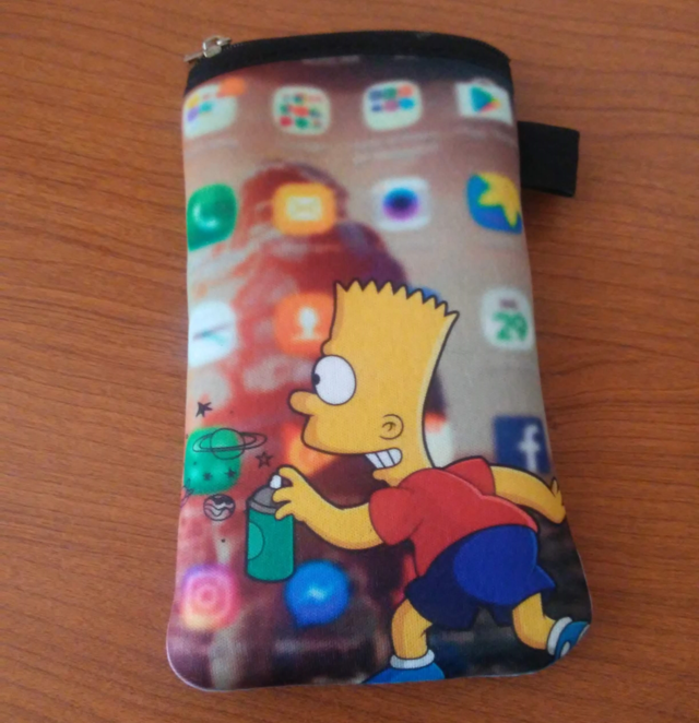 Funda para celular c/cierre y bolsillo Los Simpson - Bart