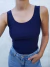 Musculosa Escote Abierto - Azul Marino Lisa