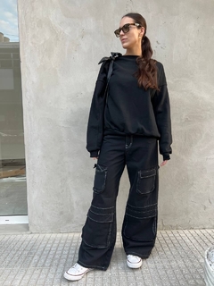 BUZO OVER BLACK