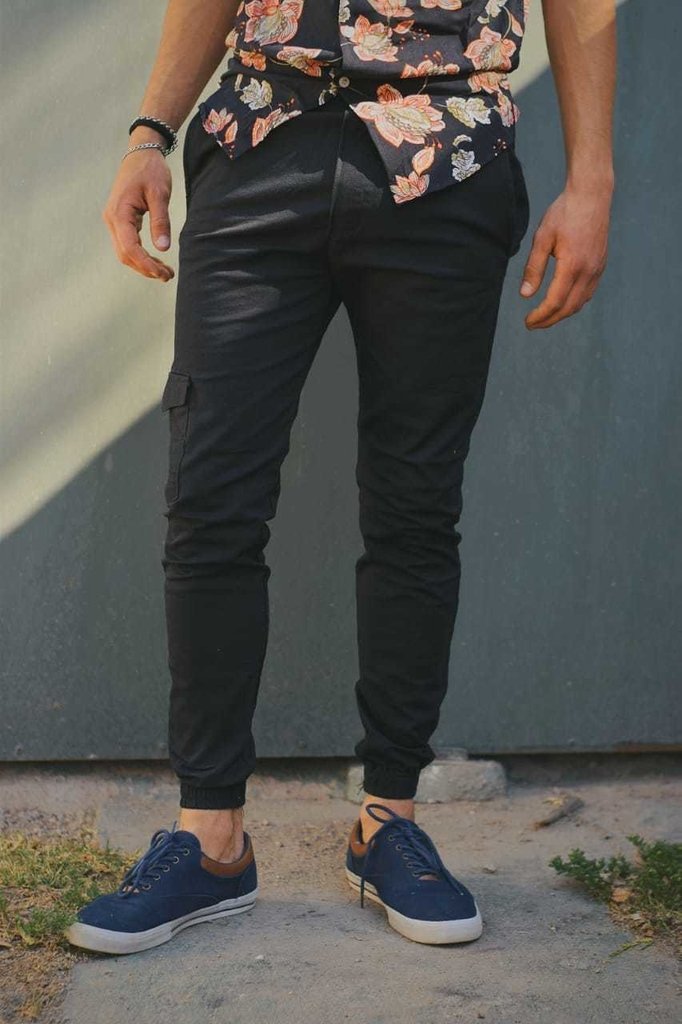 Jogger cargo de hombre - Comprar en avellanedaropa