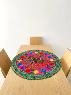 Camino de mesa bordado a mano de la India - Redondo 80 cm na internet