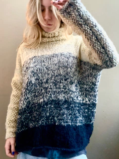 Sweater Desagujado sin desagujar en internet