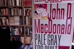 PALE GRAY FOR GUILT - JOHN D MAC DONALD