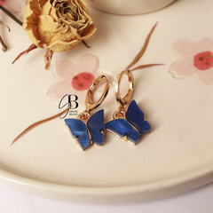 AR 239 - Aros argollas con dije mariposa - tienda online
