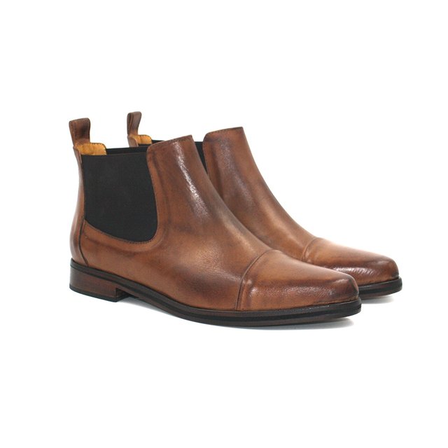 Rossi & Caruso leather ankle boots.