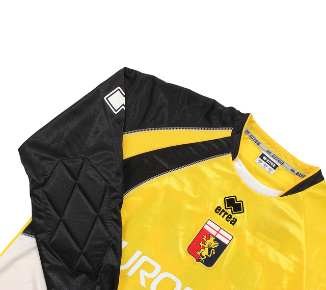 Genoa 2006-07 Away Kit