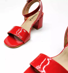 Sandalias JULIA charol rojo en internet