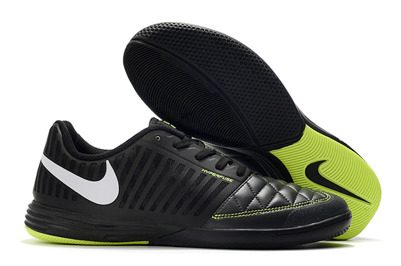nike downshifter 10