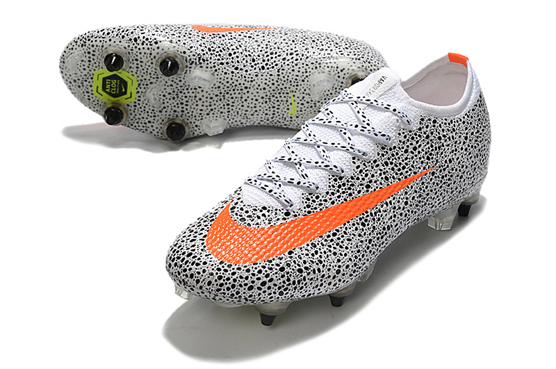 nike hypervenom blancos