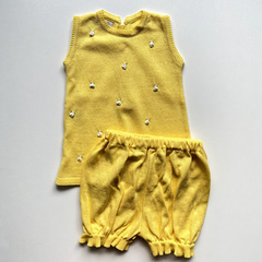 Vestido Trapézio Curto com Rococós Amarelo na internet