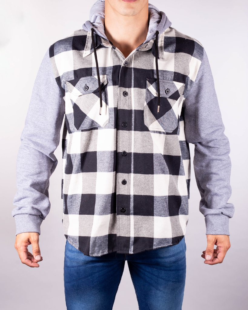 camisa con capucha