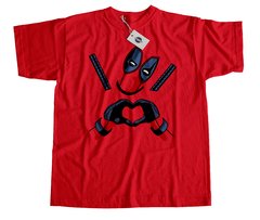 Remera Deadpool Corazon