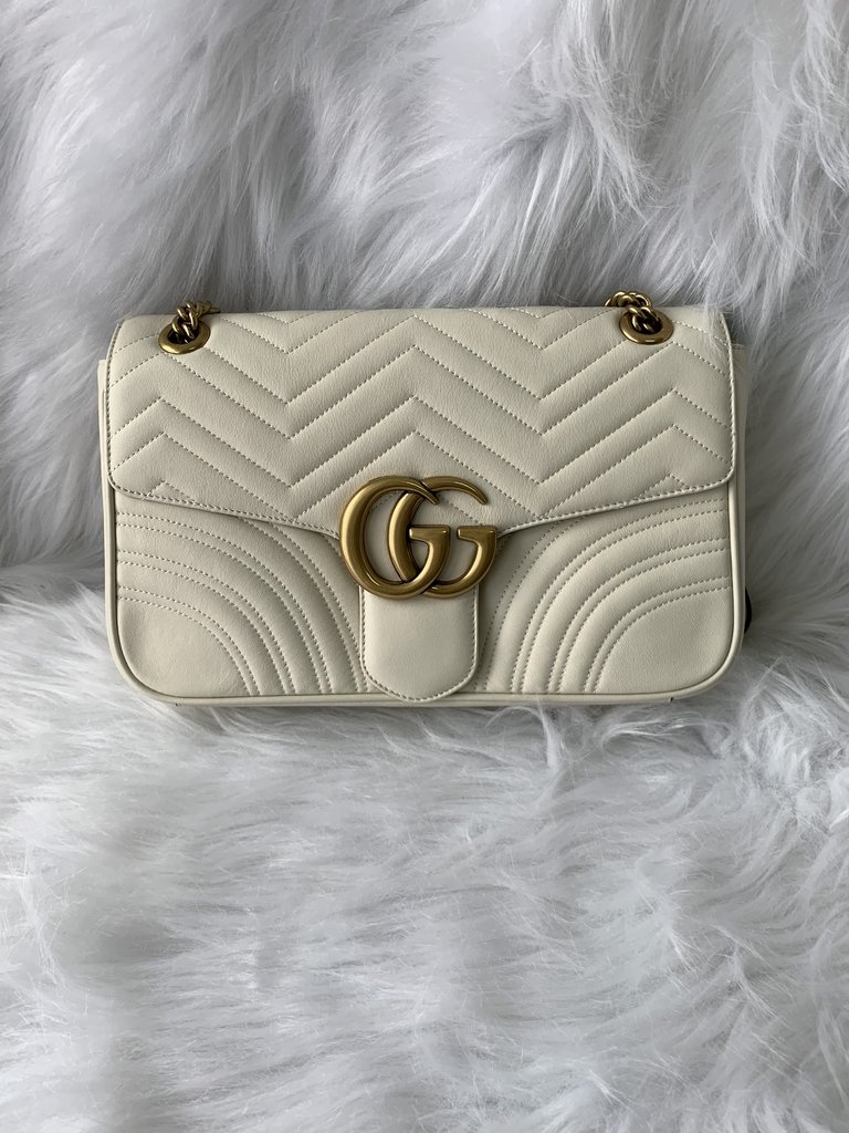 white gucci marmont bolsa medium