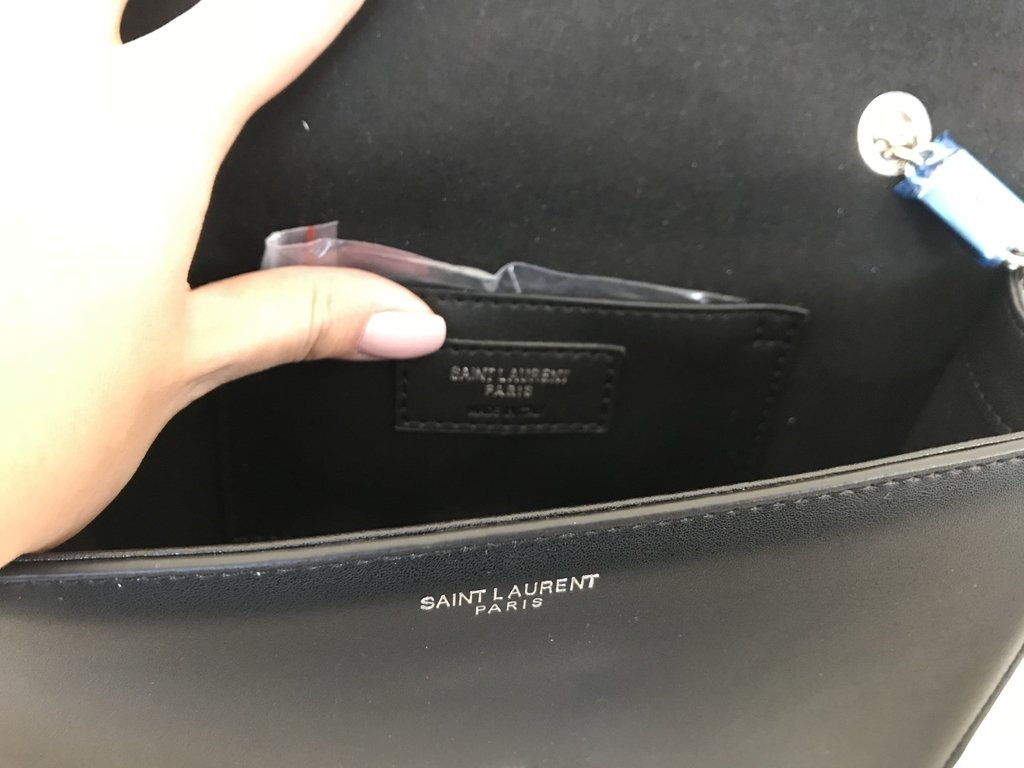 do saint laurent bolsas have serial numbers