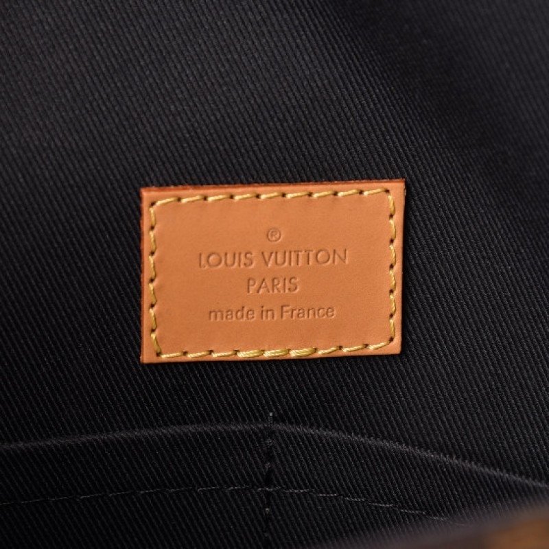 louis vuitton defile homme bolsa