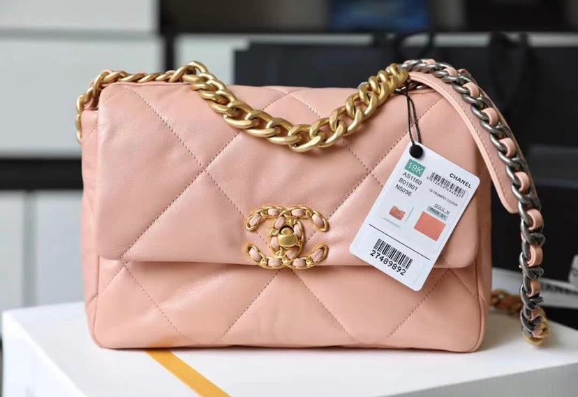 chanel 19 white flap bolsa