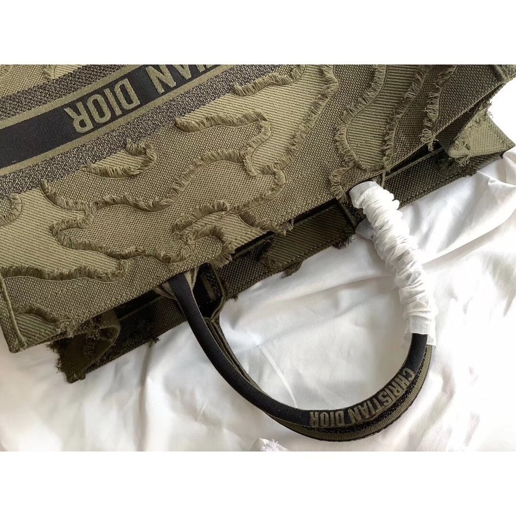 dior camo bolsa price