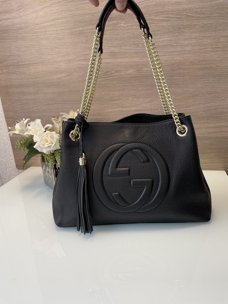 black gucci over the shoulder bolsa