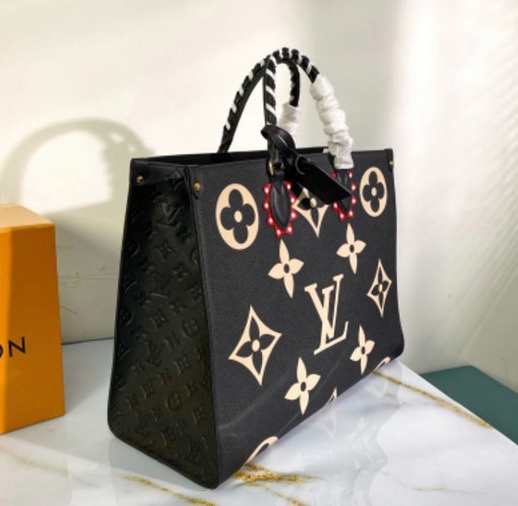 louis vuitton black bolsa monogram