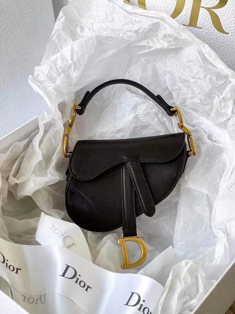 dolce and gabbana saddle bolsa