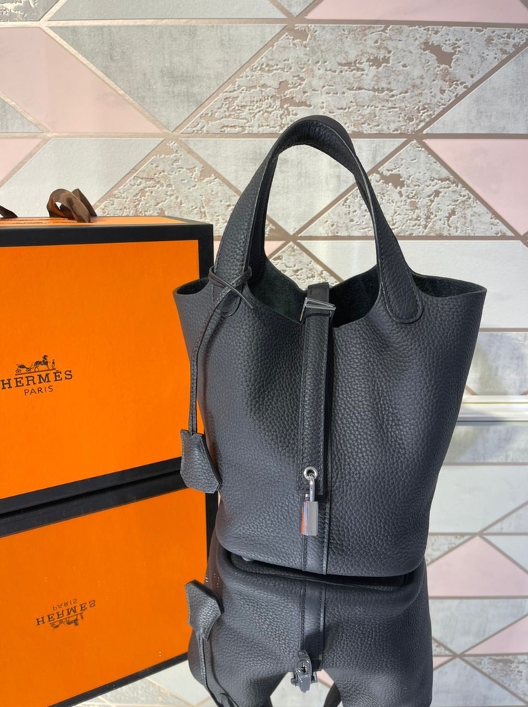 hermes black bolsa with lock