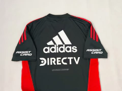REMERA DE ENTRENAMIENTO VERDE OSCURA 2023 en internet