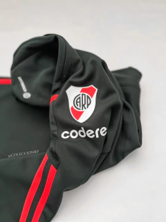 CHUPIN VERDE OSCURO DE ENTRENAMIENTO 2023 - comprar online