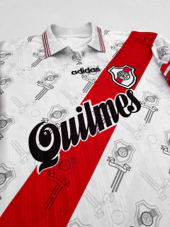 CAMISETA TITULAR 1997 #9