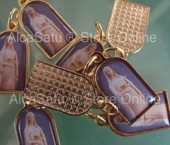 10 Medallas Dijes Virgen Dulce Espera Esmaltadas 2,5cm Doradas en internet
