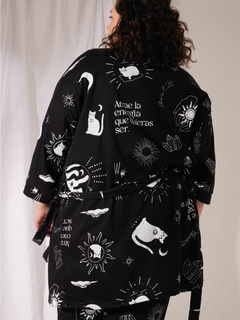 Bata Kimono - Energía mística Negra en internet