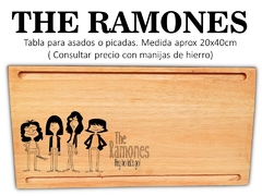 Imagen de RAMONES TABLA DE ASADO O PICADA 20X40 REGALOS ORIGINALES EN MADERA