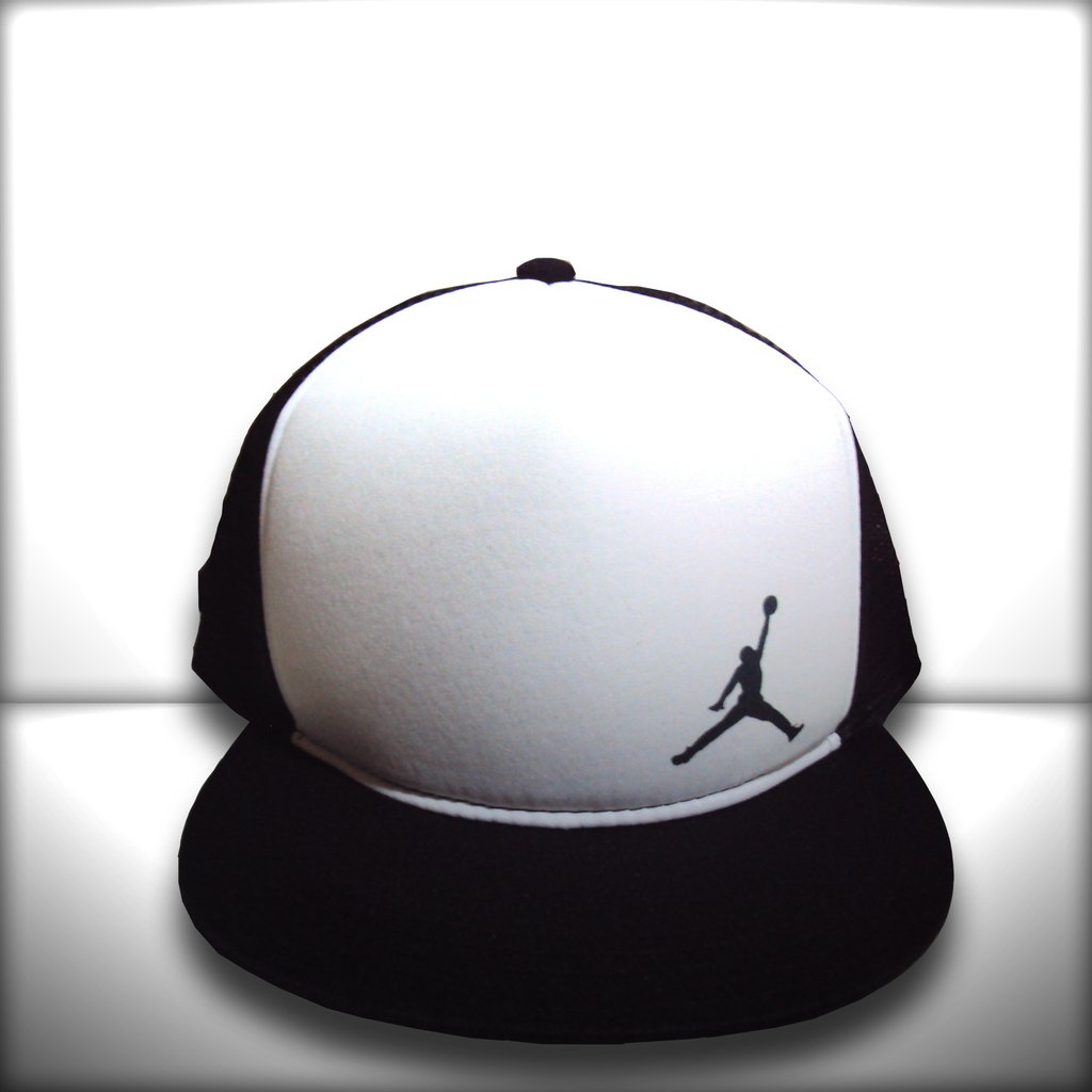 BONÉ AIR JORDAN PEQUENO