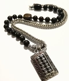 Collar Combinado Piedras y Acero Medalla Calaveras - comprar online