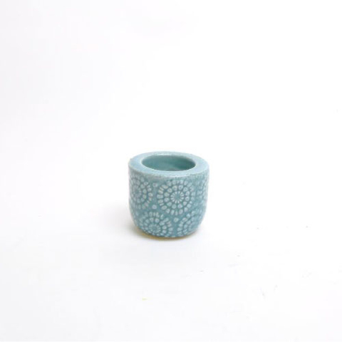 Portavela de cerámica "flor azul"