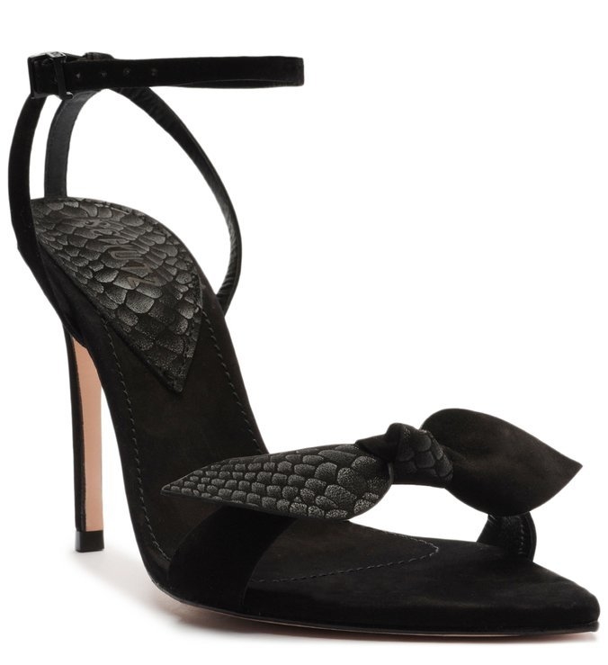 Sandália Lucy Laço Vinil Preta | Schutz - GLAMI.com.br