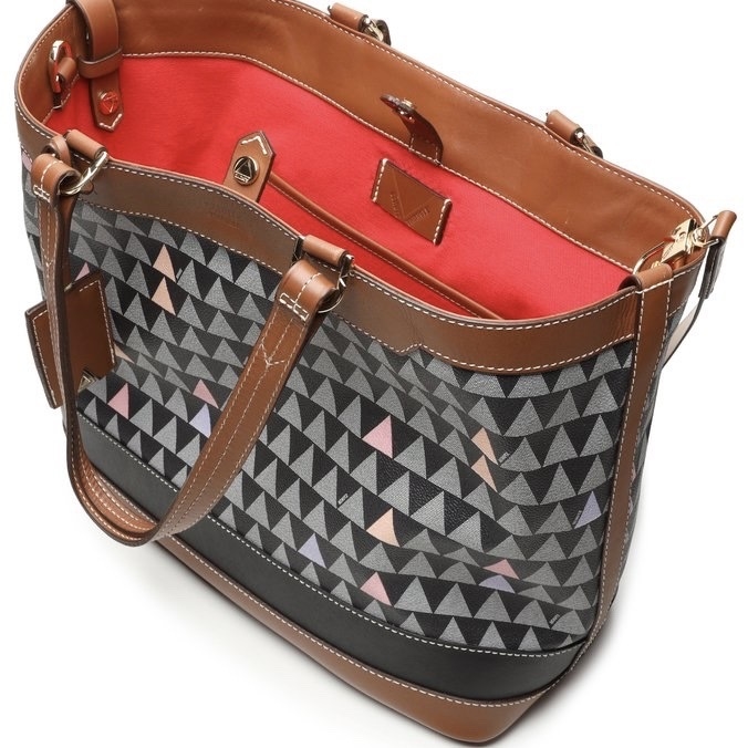 neo emma triangle black