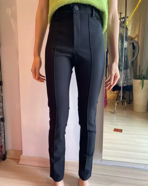 Calça MN Basic Pocktes