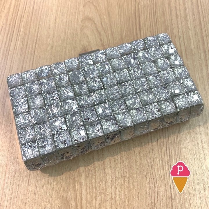 clutch pedraria prata