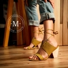 SANDALIA DE CUERO MUJER CON TACO