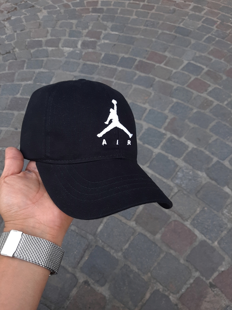 Gorra JORDAN Negra - Comprar en Mala Conducta