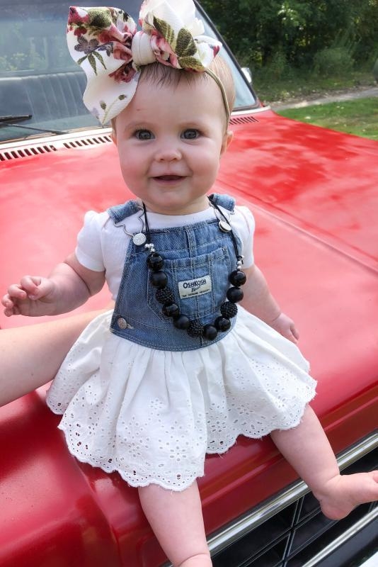 VESTIDO JARDINEIRA OSHKOSH JEANS COM SAIA LAISE