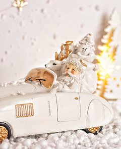 Papá Noel y Reno en Auto Descapotable Toy Blanco / Dorado 22 x 13 cm