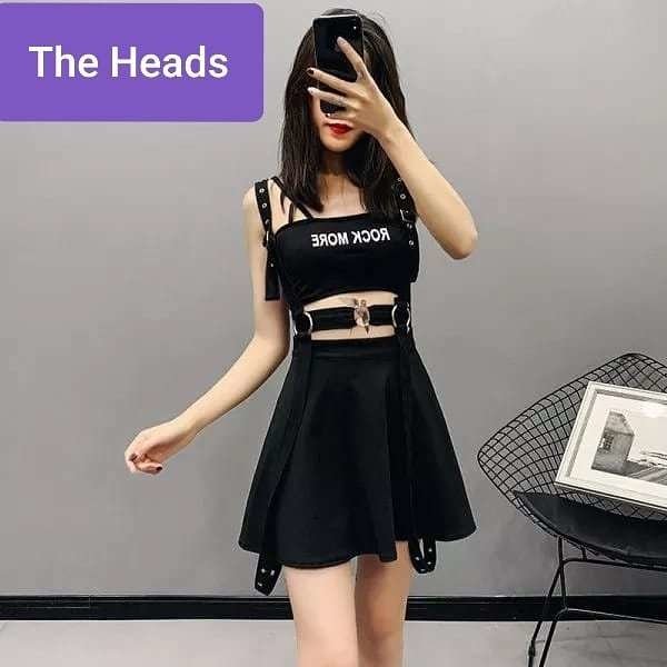 Falda con tirantes negra - Comprar en Heads Shops