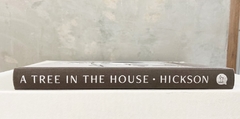 A TREE IN THE HOUSE - Hardie Grant - Le Book Marque