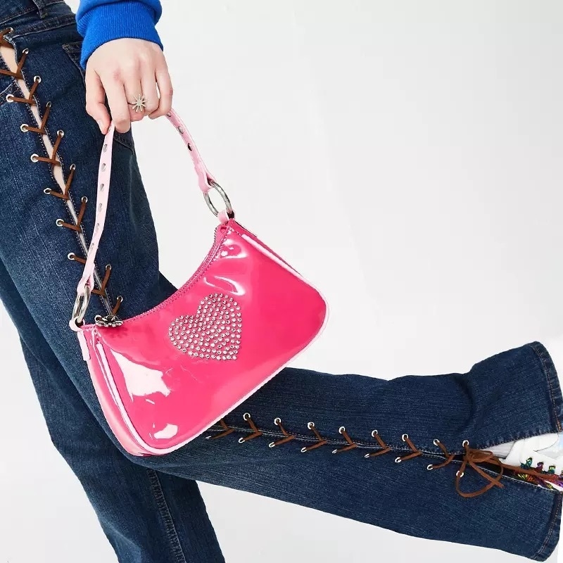 logan and lenora beach tote