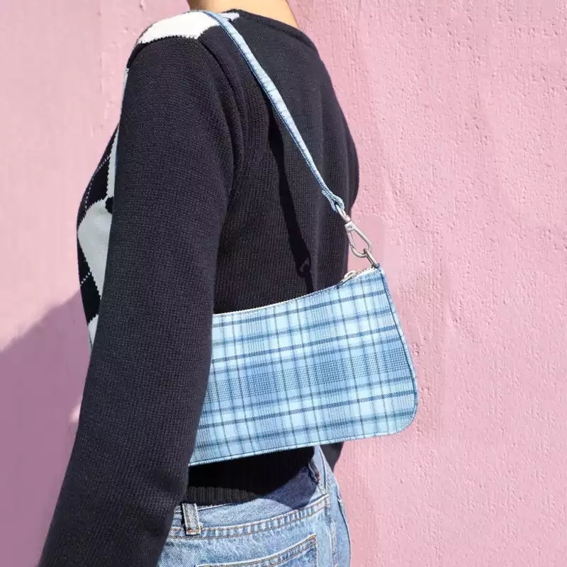blue plaid bolsa