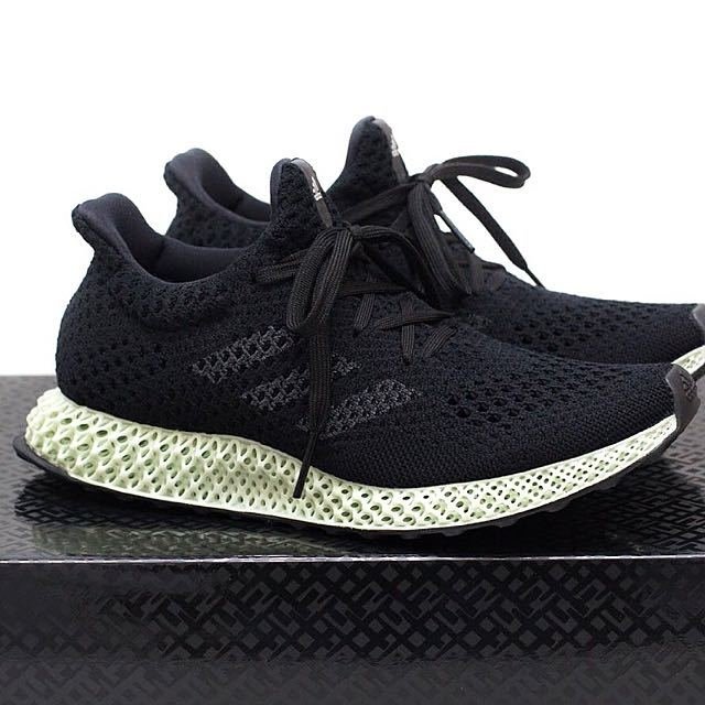 lançamento do tênis da adidas